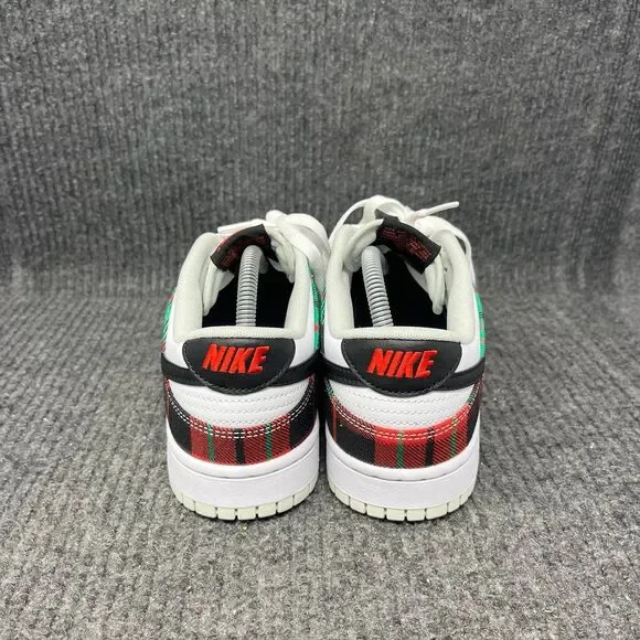 Nike Dunk Low Premium Tartan Plaid Christmas White Green Red Mens 9 DV0827-100